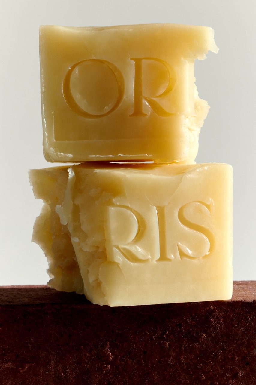 LE SOLISTE Cleansing Bar - Soothing & Brightening - Postbiotic Fermented Rice Water - Vegan Skincare
